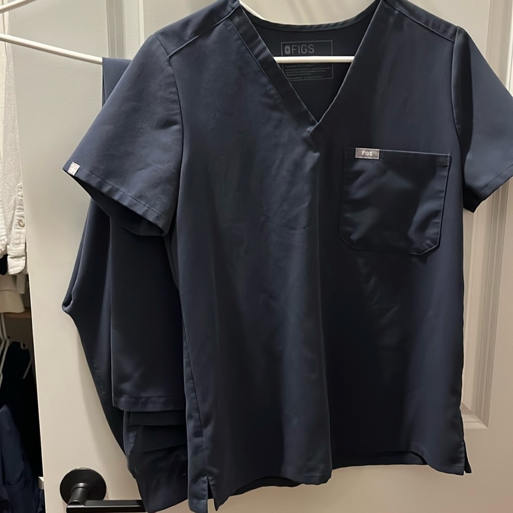 Figs scrubs